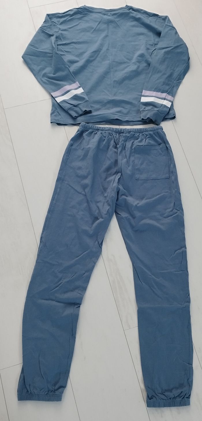 Pyjama - photo numéro 8