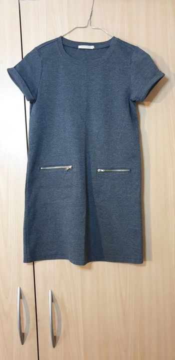 Neuve: Robe grise droite taille 12 ans