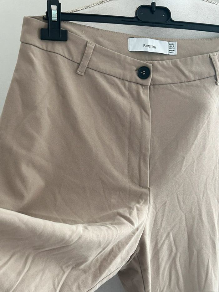 Pantalon Bershka taille 44 - photo numéro 2