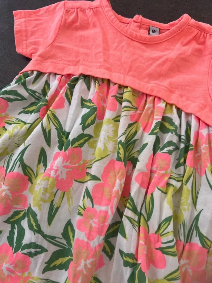 Robe 6 mois - photo numéro 2