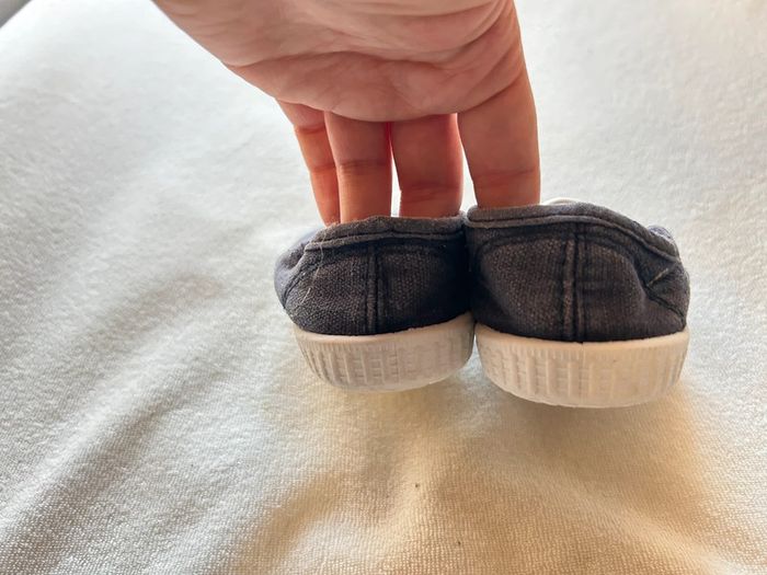 Chaussure garçon taille 20 - photo numéro 2
