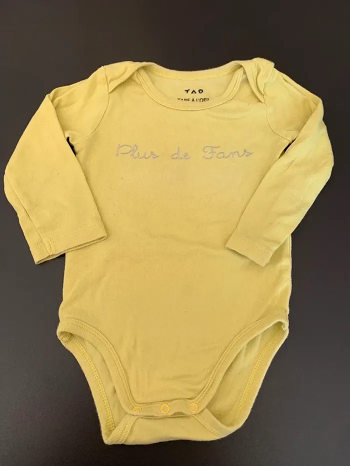 Body manches longues taille 18 mois