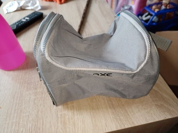Sacoche de voyage AXE