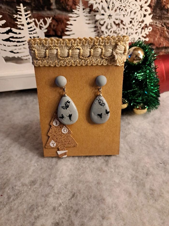 Boucles d'oreilles pendante grise et noir - photo numéro 5