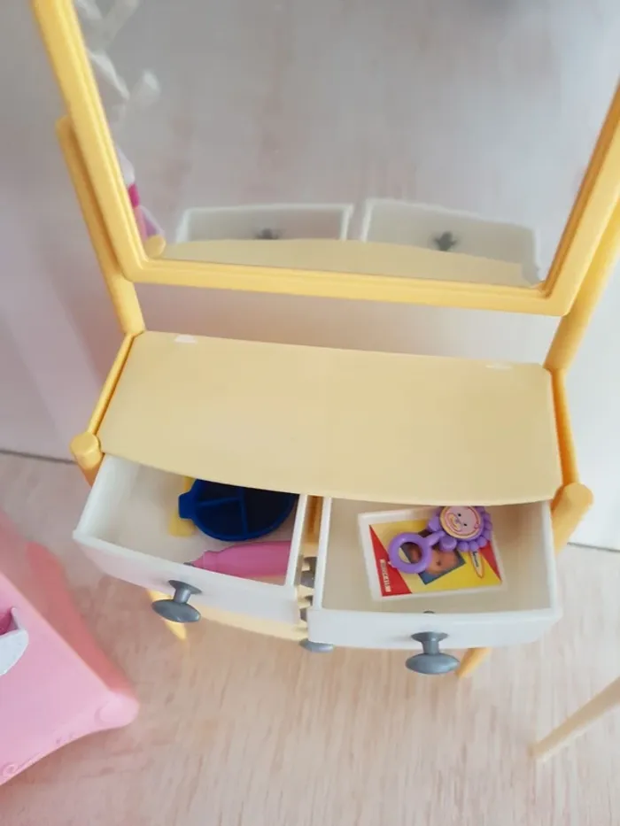 Nurserie Barbie et accessoires - photo numéro 13