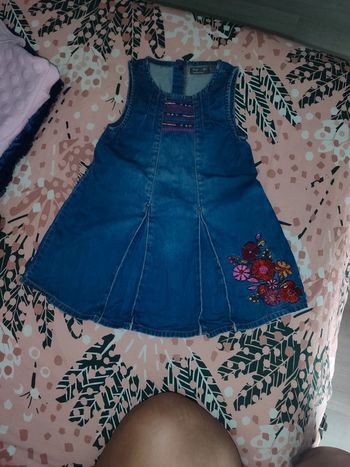 Robe en Jean taille 5 ans