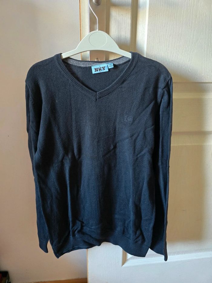 Pull NKY 12 ans 152 cm très bon état