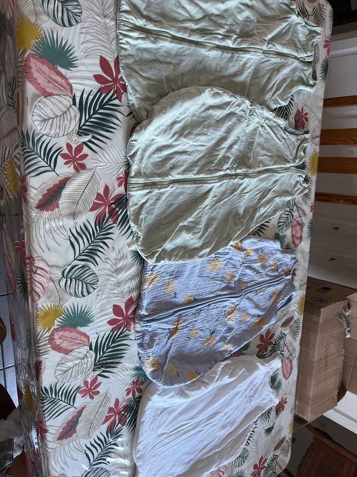 Lot de 4 gigoteuse unisexe printemps été taille 0-6 mois