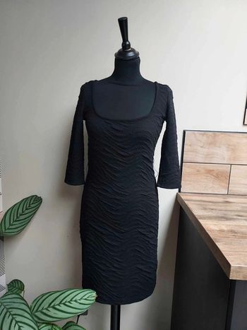 Robe pull noire No Excuse