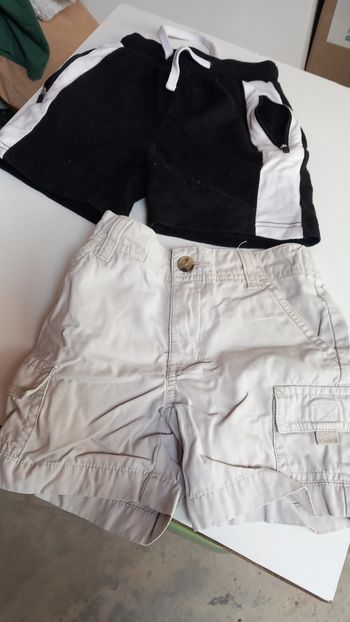 Shorts. 3ans