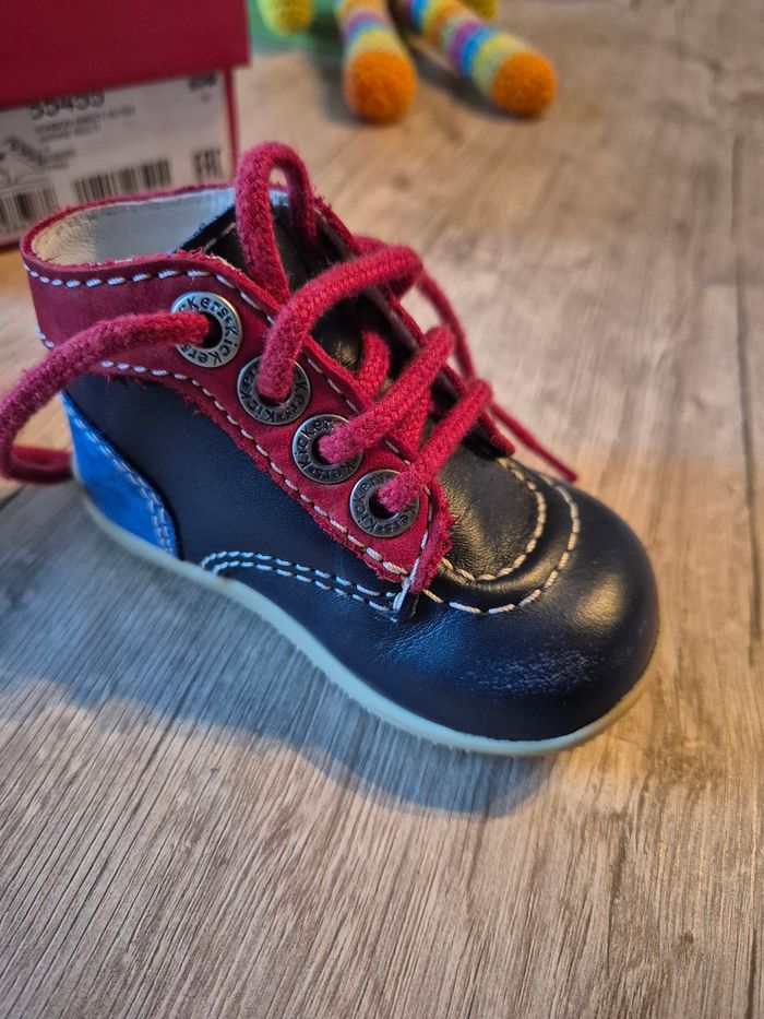 Chaussures montantes bébé KICKERS p.19 - photo numéro 4