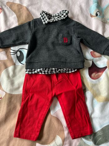 Ensemble neuf taille 6 mois