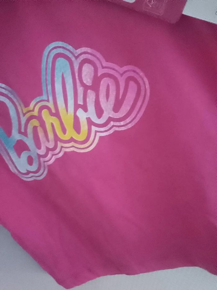 T shirt barbie neuf - photo numéro 3