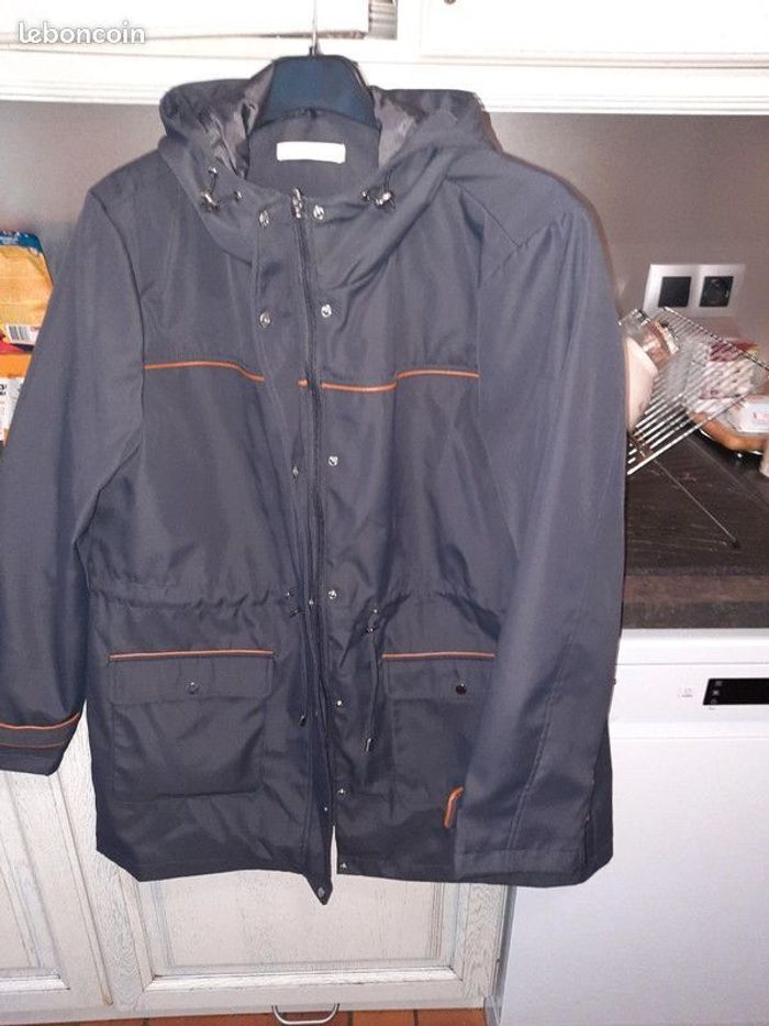 Parka unie - taille 46 - Armand Thiery - photo numéro 8