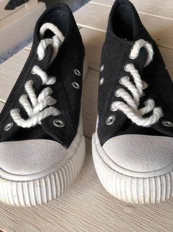 Baskets style converse , chaussures taille 37