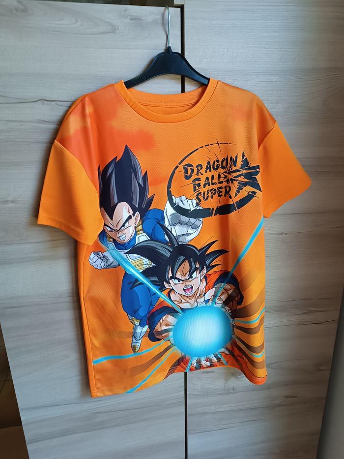 tee shirt 11- 12 ans