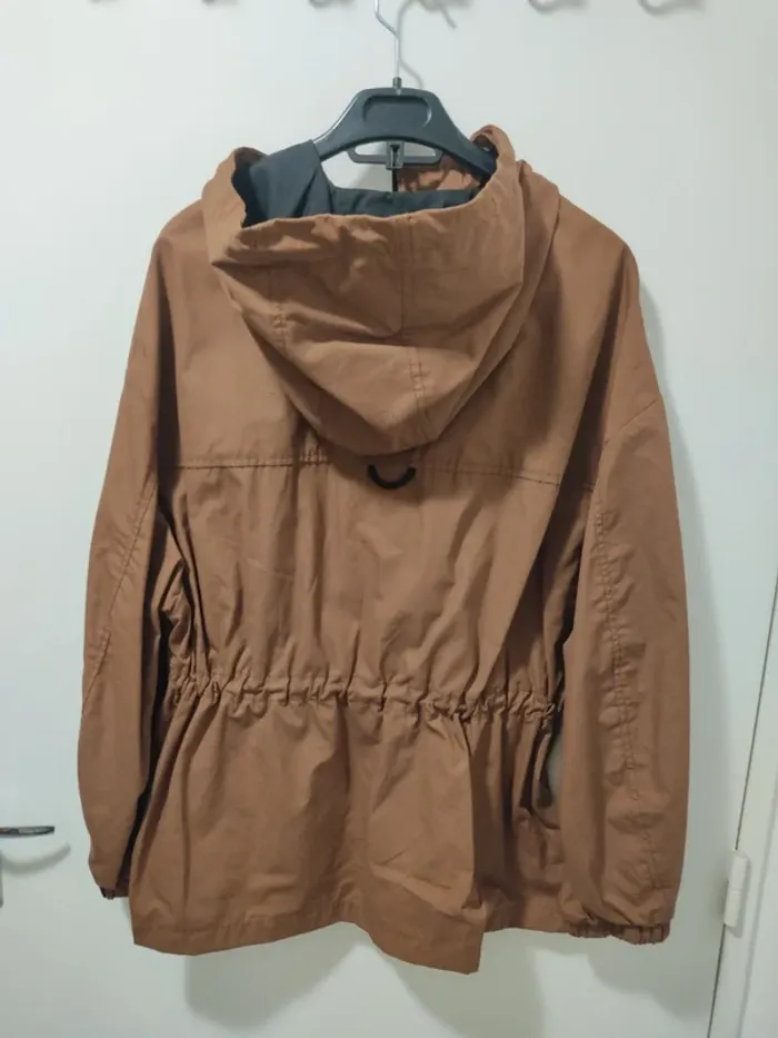Veste à capuche Bershka neuf - photo numéro 3