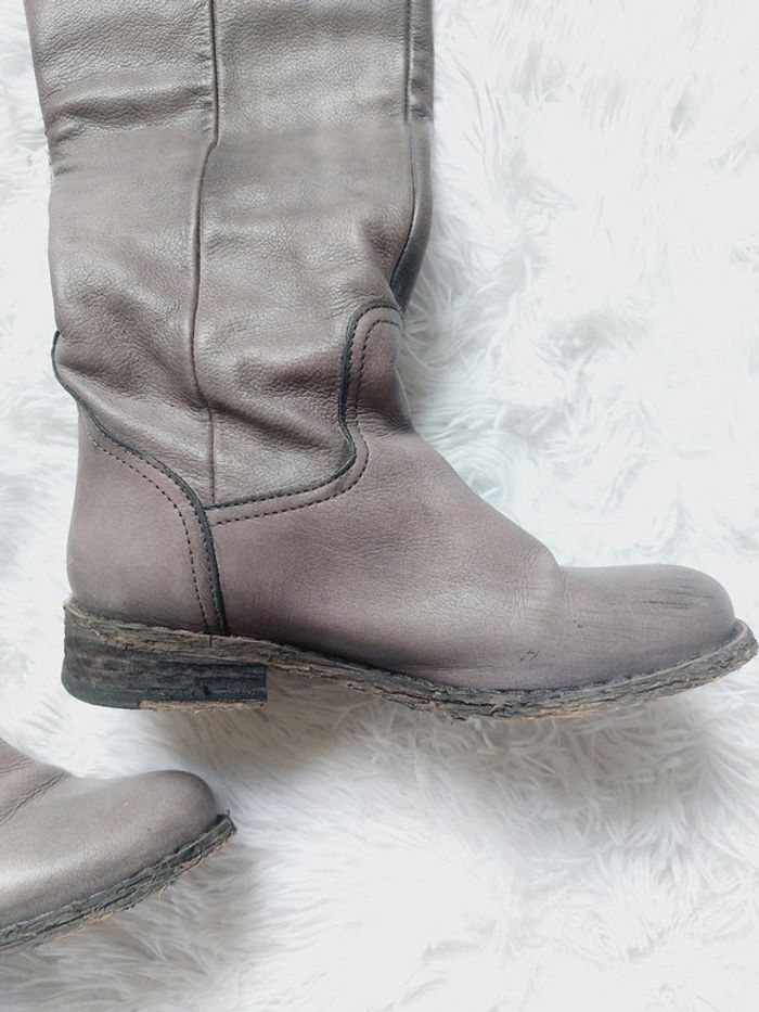 Bottes en cuir grises - photo numéro 3