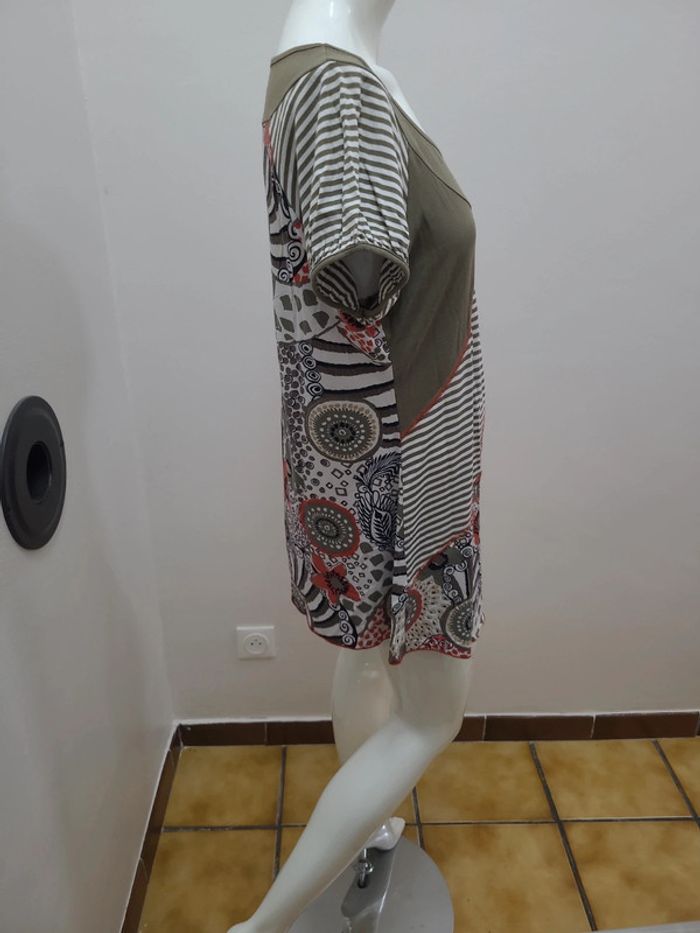 Jolie tunique taille 3 - photo numéro 7