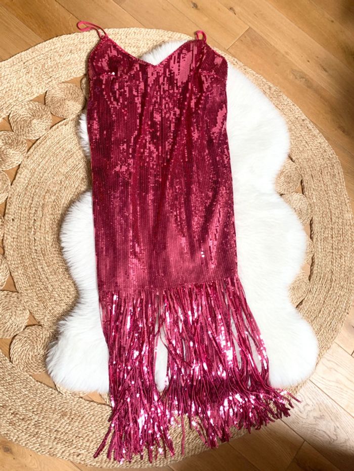 Superbe robe party pour les fêtes 🎄 en sequins | neuve avec étiquette - photo numéro 4
