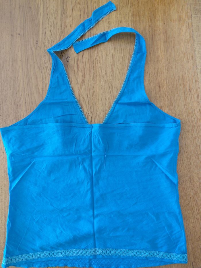 Dos nu bleu vert Chaitanya - photo numéro 2
