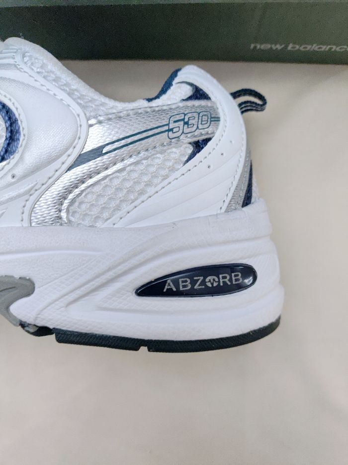 New Balance 530 White Silver Navy  - Taille 42.5 - photo numéro 5