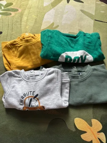 Lot pull 3 mois