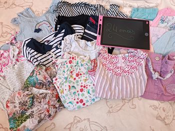 Lot de vêtements été fille 24 mois