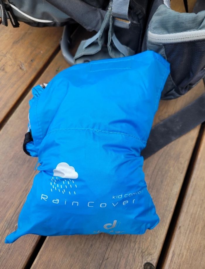 Porte-bébé deuter kid comfort 3 avec protection de pluie - photo numéro 10