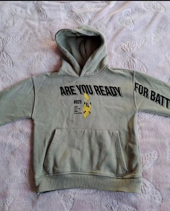 Pull à capuche Pokémon Zara 7 ans