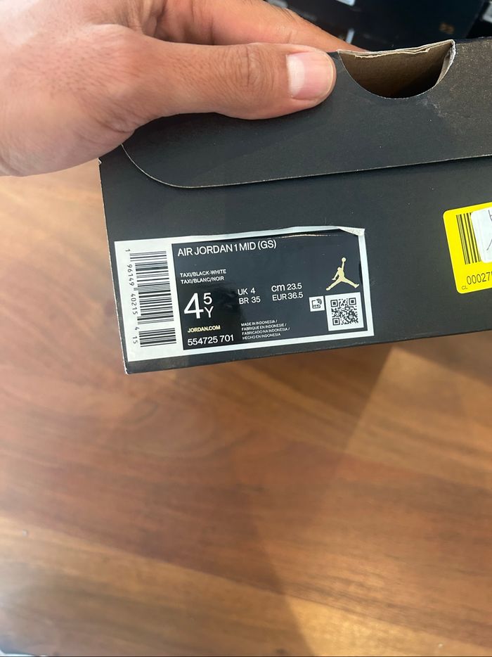 Jordan 1 taille 36.5 - photo numéro 3