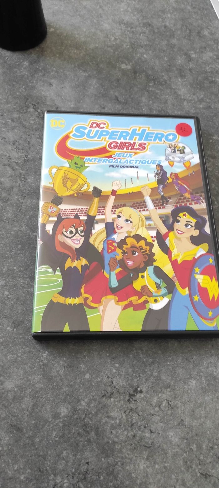 DVD enfant DC super hero girls - Jeux intergalactiques