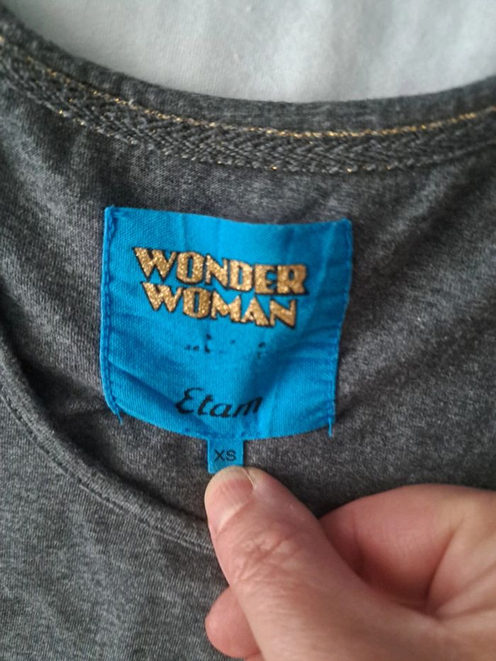 lot  de 2 shirts Wonder women - photo numéro 4