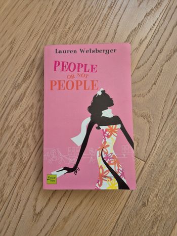 Livre People or not people 📚