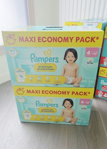 2x Couches Pampers Premium protection Taille 4 MAXI PACK *190
