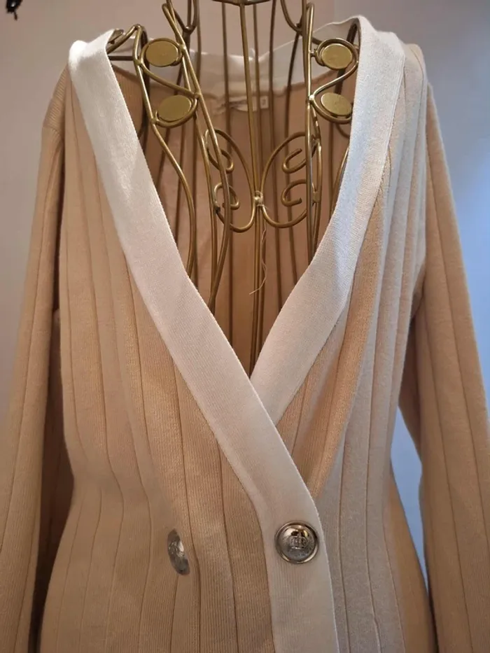 Robe cardigan beige & blanche - photo numéro 2
