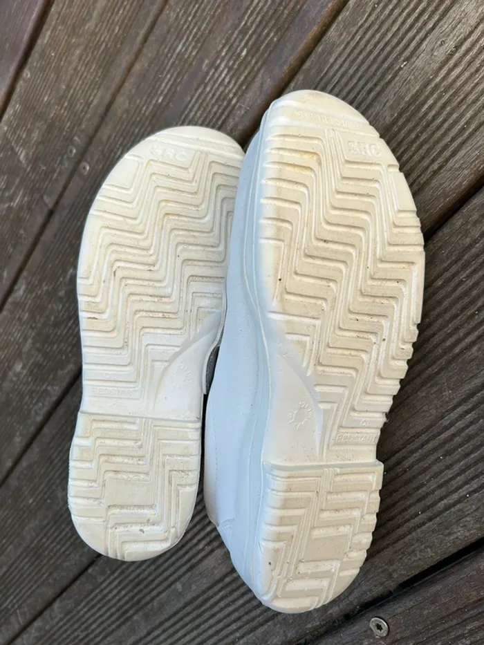 Chaussures blanches de sécurité Garsport blanche 39 parfait état - photo numéro 7
