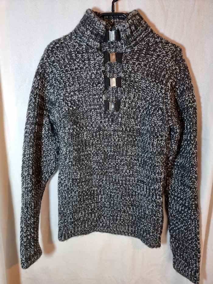 Pull col montant Cippo & Baxx