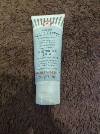 Nettoyant visage first aid beauty