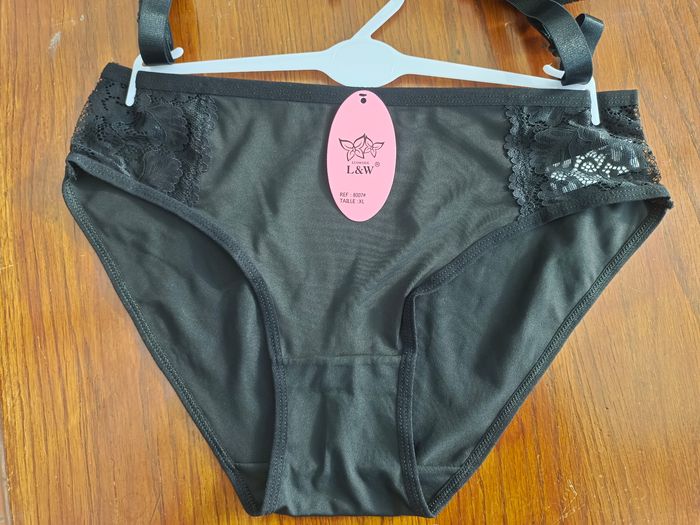 Ensemble lingerie - photo numéro 3