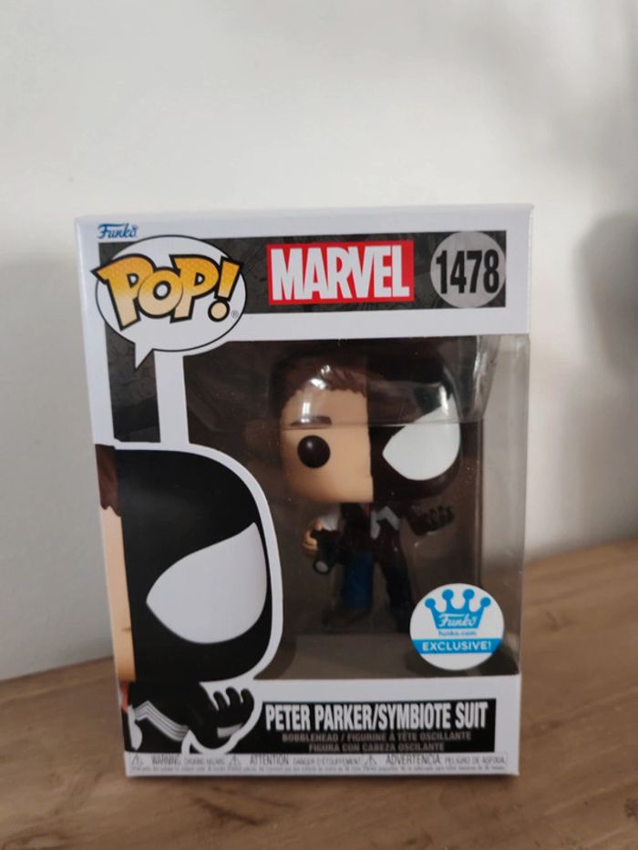 Figurine funko pop  Peter Parker symbiote suit 1478