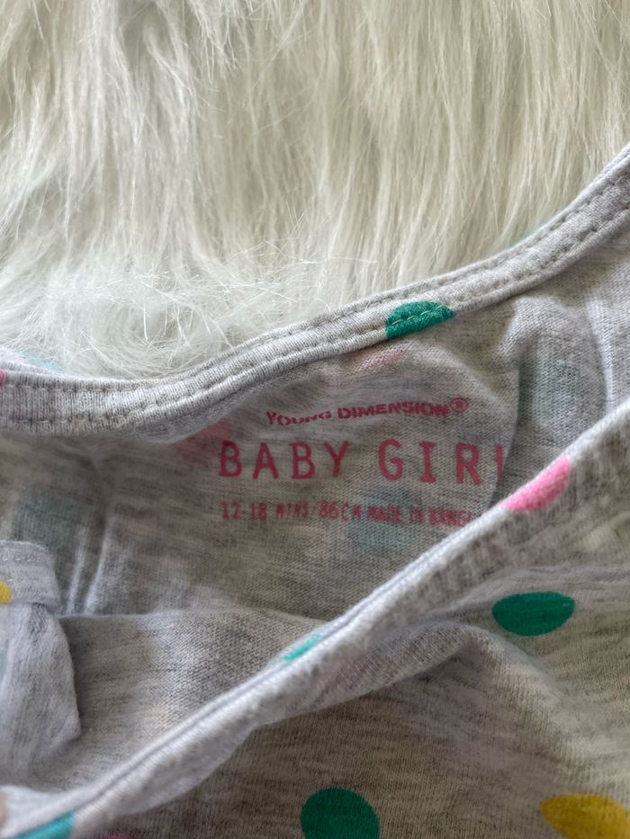 Très jolie robe été 12-18 mois - photo numéro 2