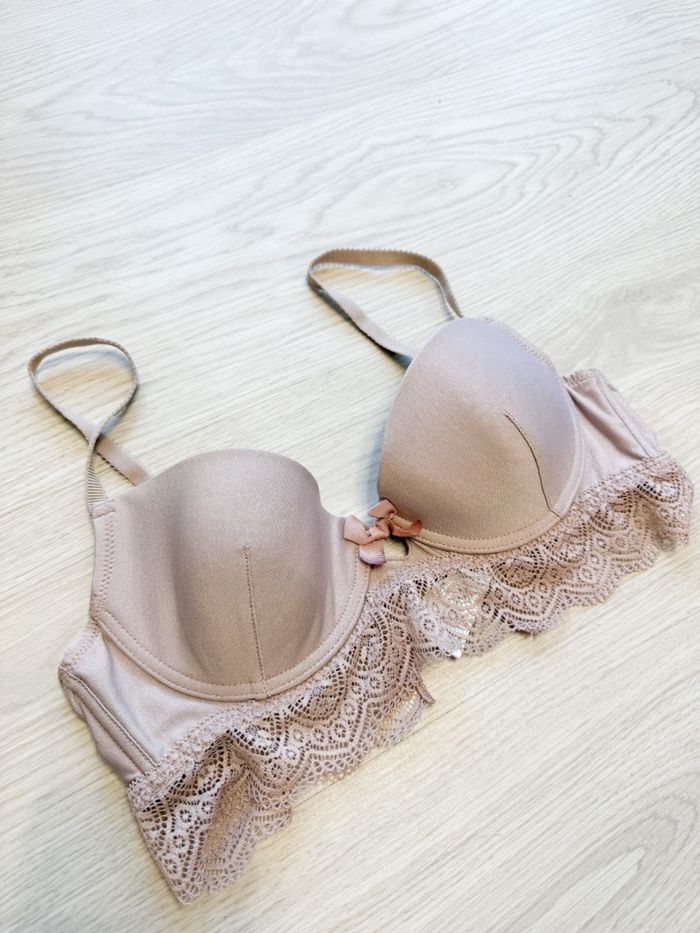 Soutien gorge rose poudré pailletée Gémo taille 90B - photo numéro 2