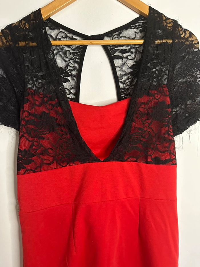 Jolie Robe taille 40/42 - photo numéro 2