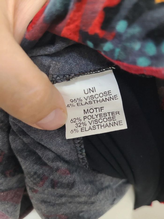 T shirt taille 4 - photo numéro 7