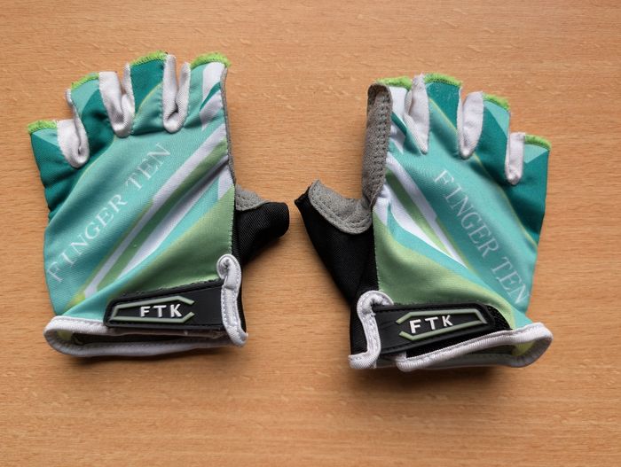 Gants de vélo/ cyclisme enfant 5/6 ans - photo numéro 4