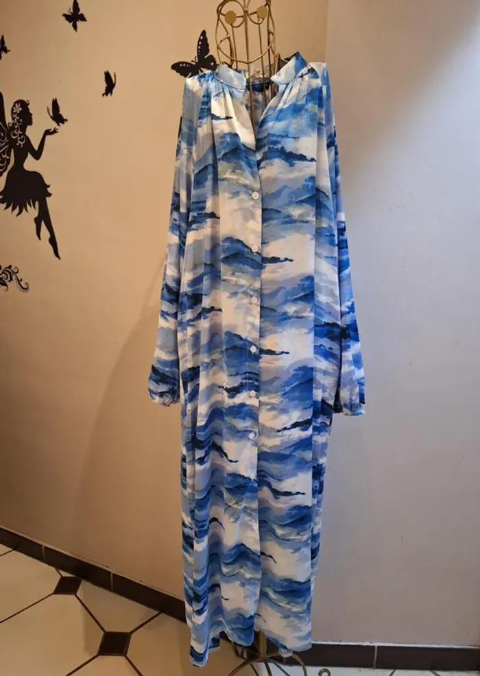 Longue robe chemise imprimée