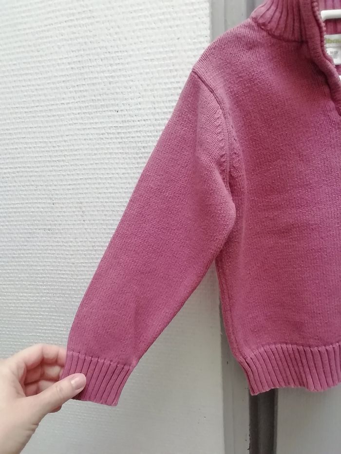Vends  pull  rose - photo numéro 2