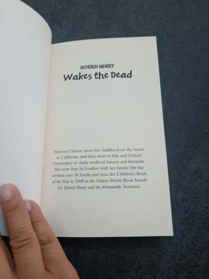 Horrid Henry wakes the dead - photo numéro 4