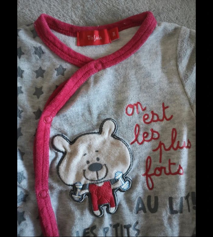 Pyjamas 3 mois - photo numéro 2